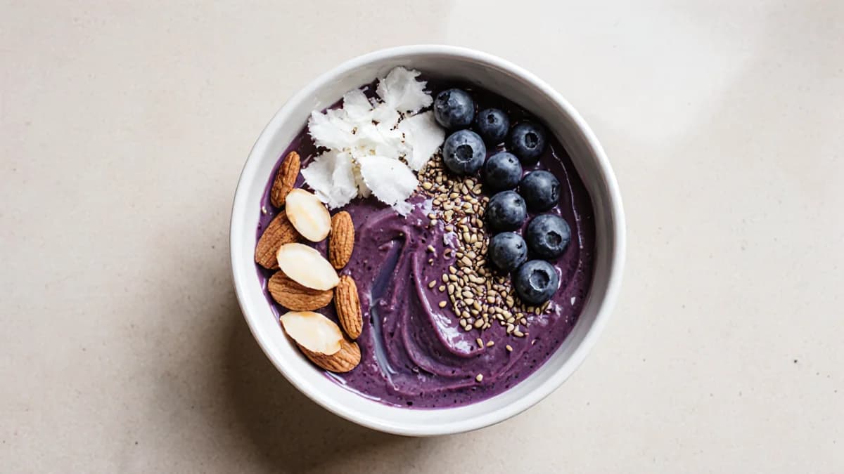 Blueberry Almond Smoothie Bowl